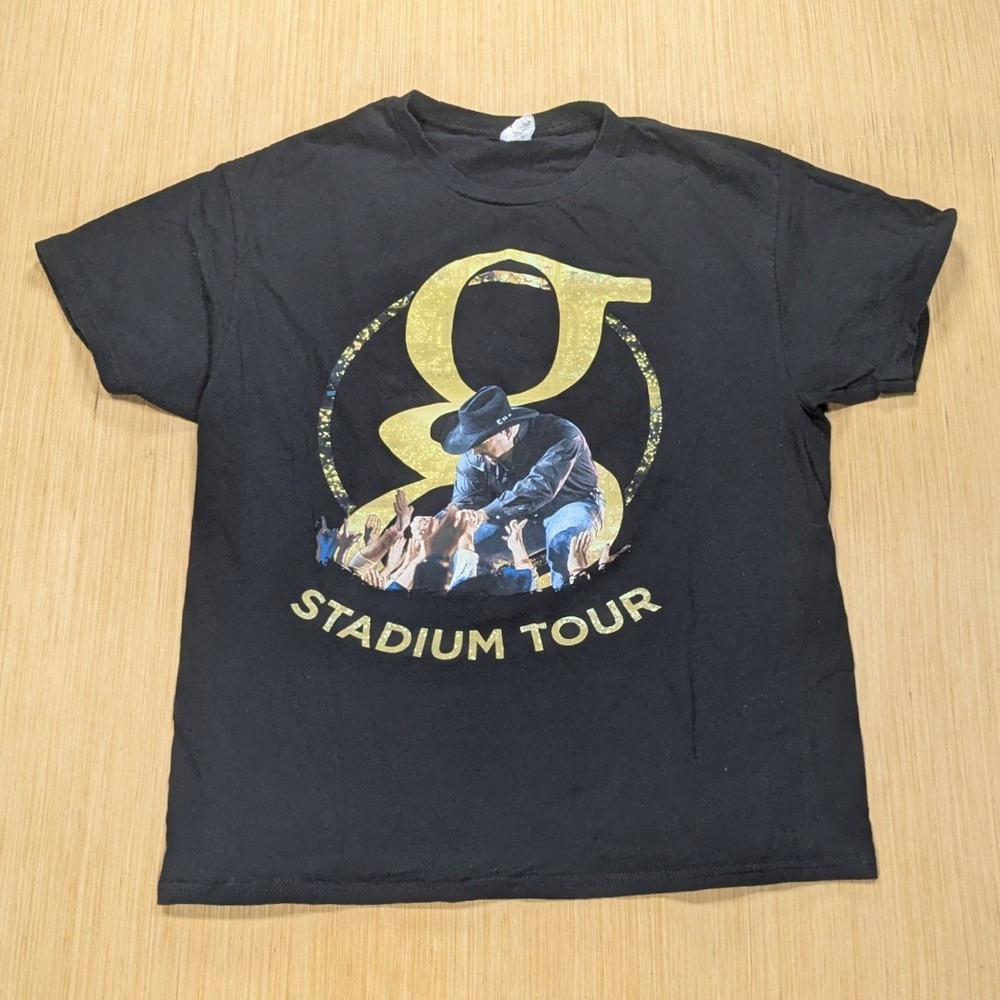 Garth Brooks Stadium Tour Black T-Shirt Cities Concert Men's Large Hanes